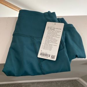 Wunder Train High Rise Crop 23 with Pockets